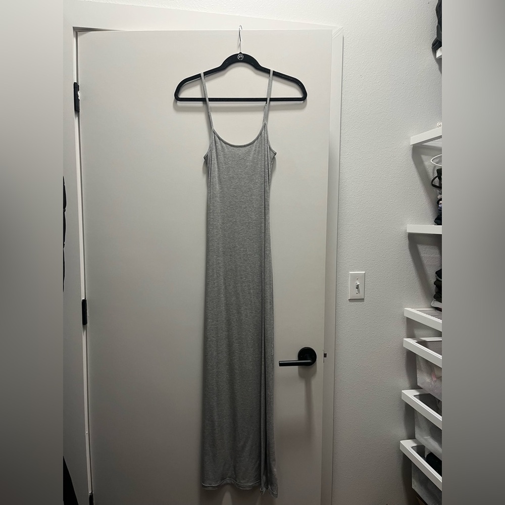 Beginning boutique melrose light grey maxi dress size 2
